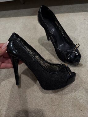 Vintage Guess Black Lace Peep-Toe Platform Heels